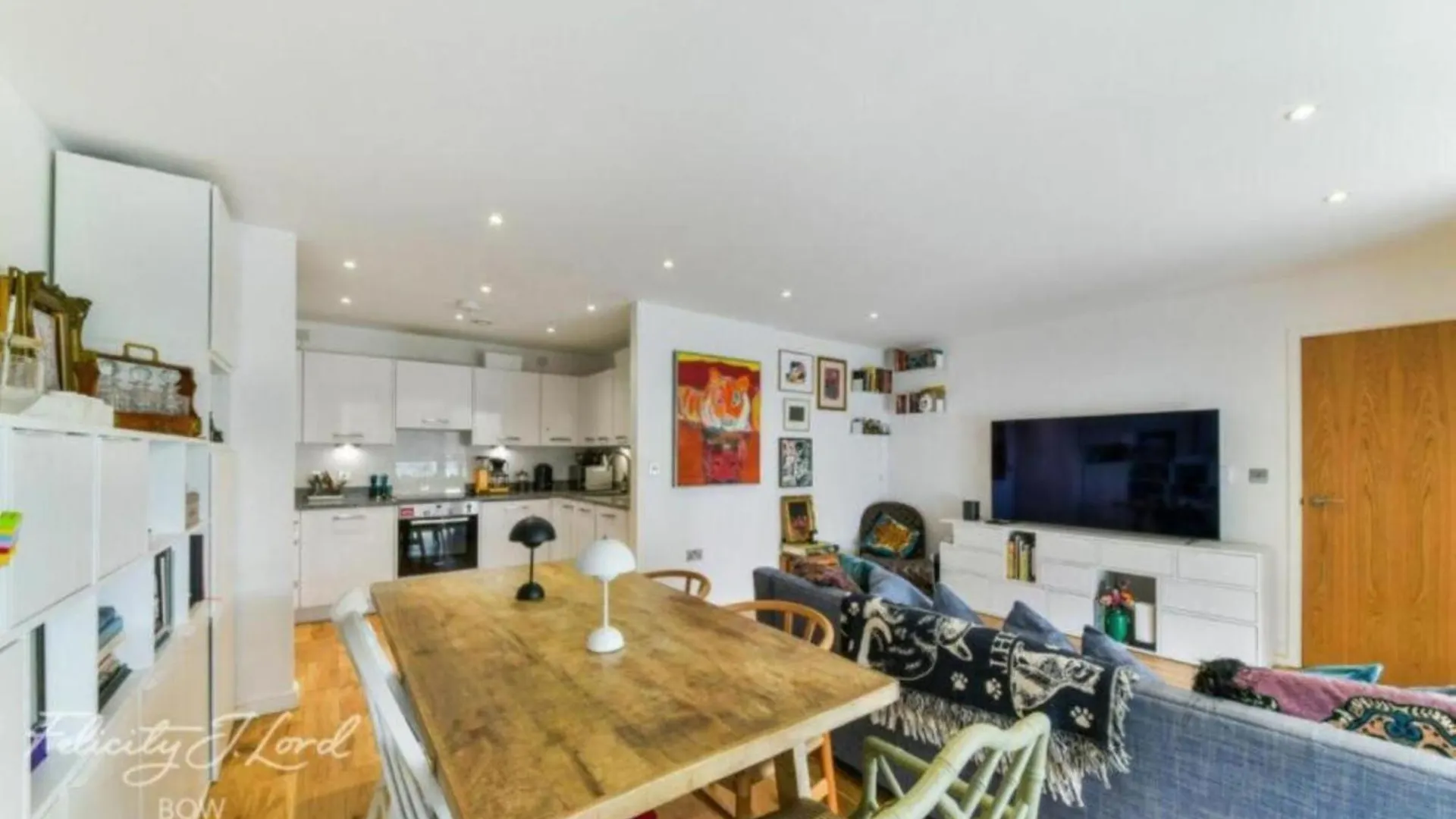 Spacious 2 Bedroom Apartment With Balcony London United Kingdom